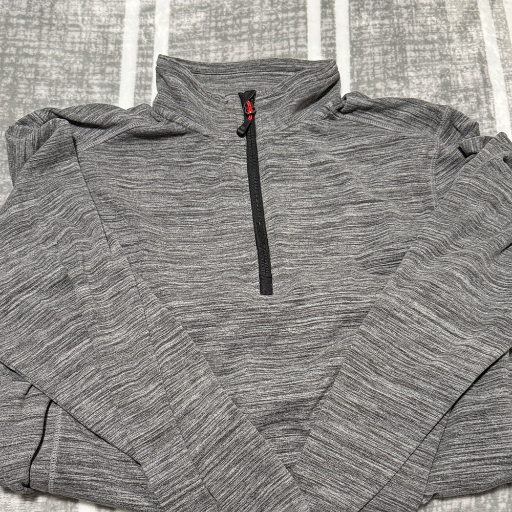 Avalanche Men's Heather Gray Zip-Up Sweater